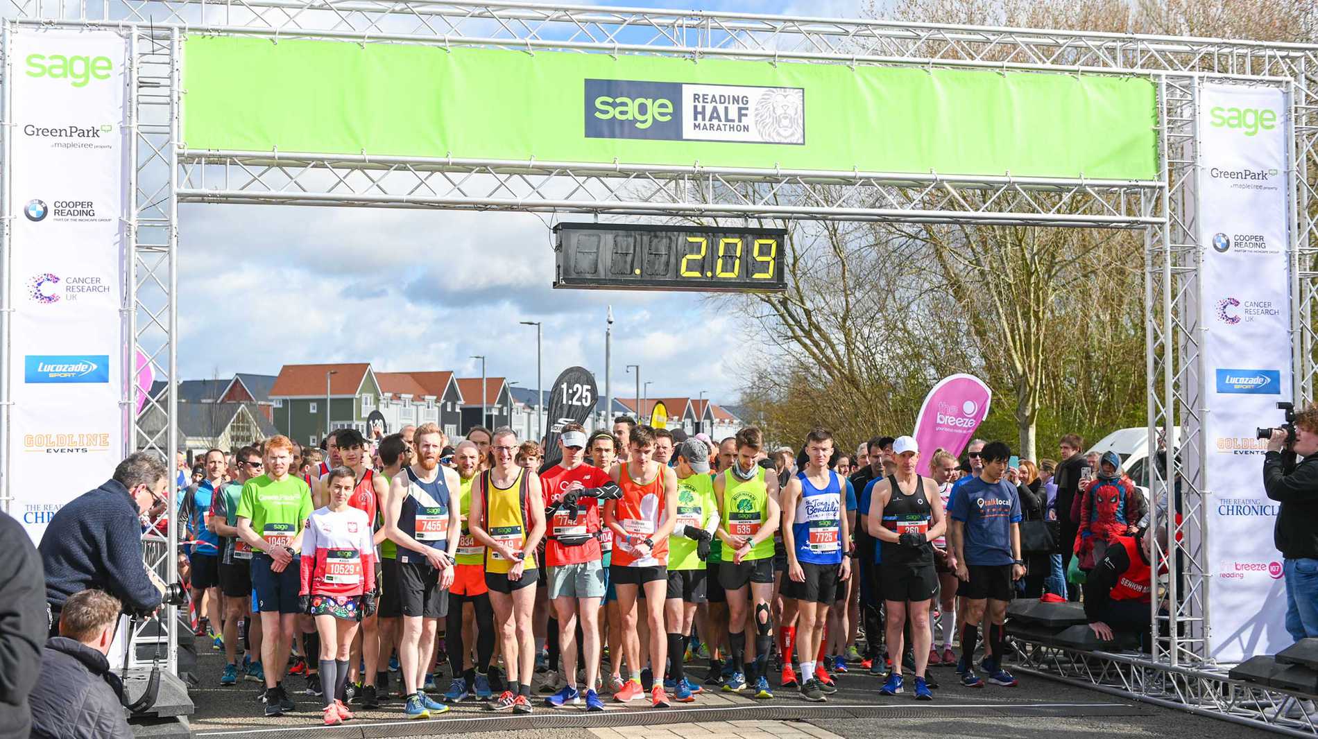 Runners setting off from the start line of the Reading Half Marathon.
