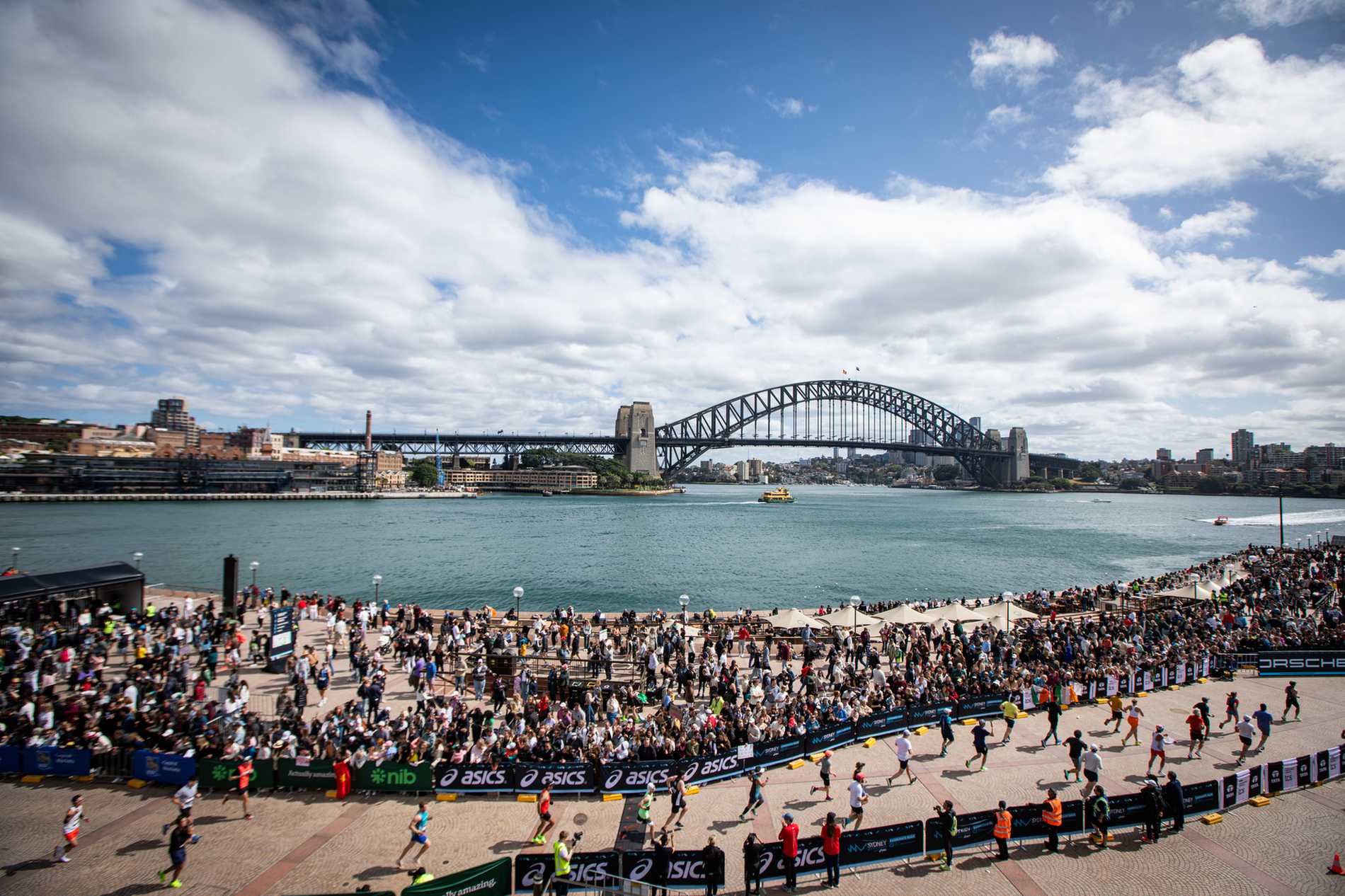 small2P6A4517_SydMarathon_TBS.jpg