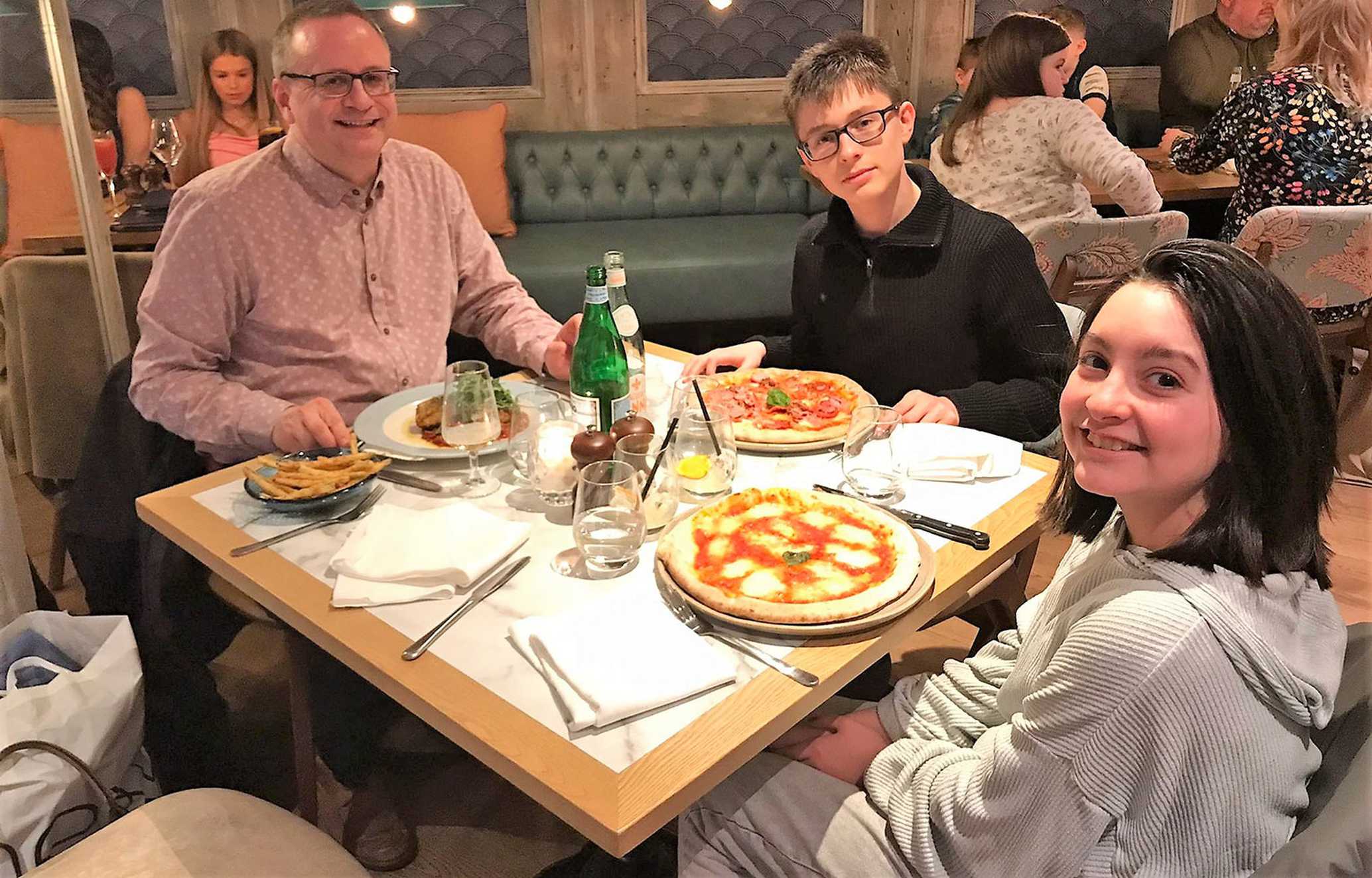 abi-eating-pizza-with-family-image-g.jpg