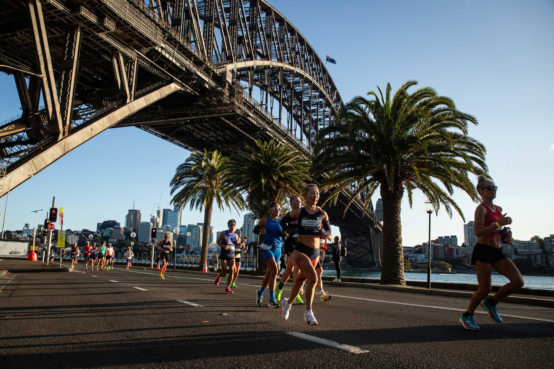 smallA11I7702_SydMarathon_TBS.jpg