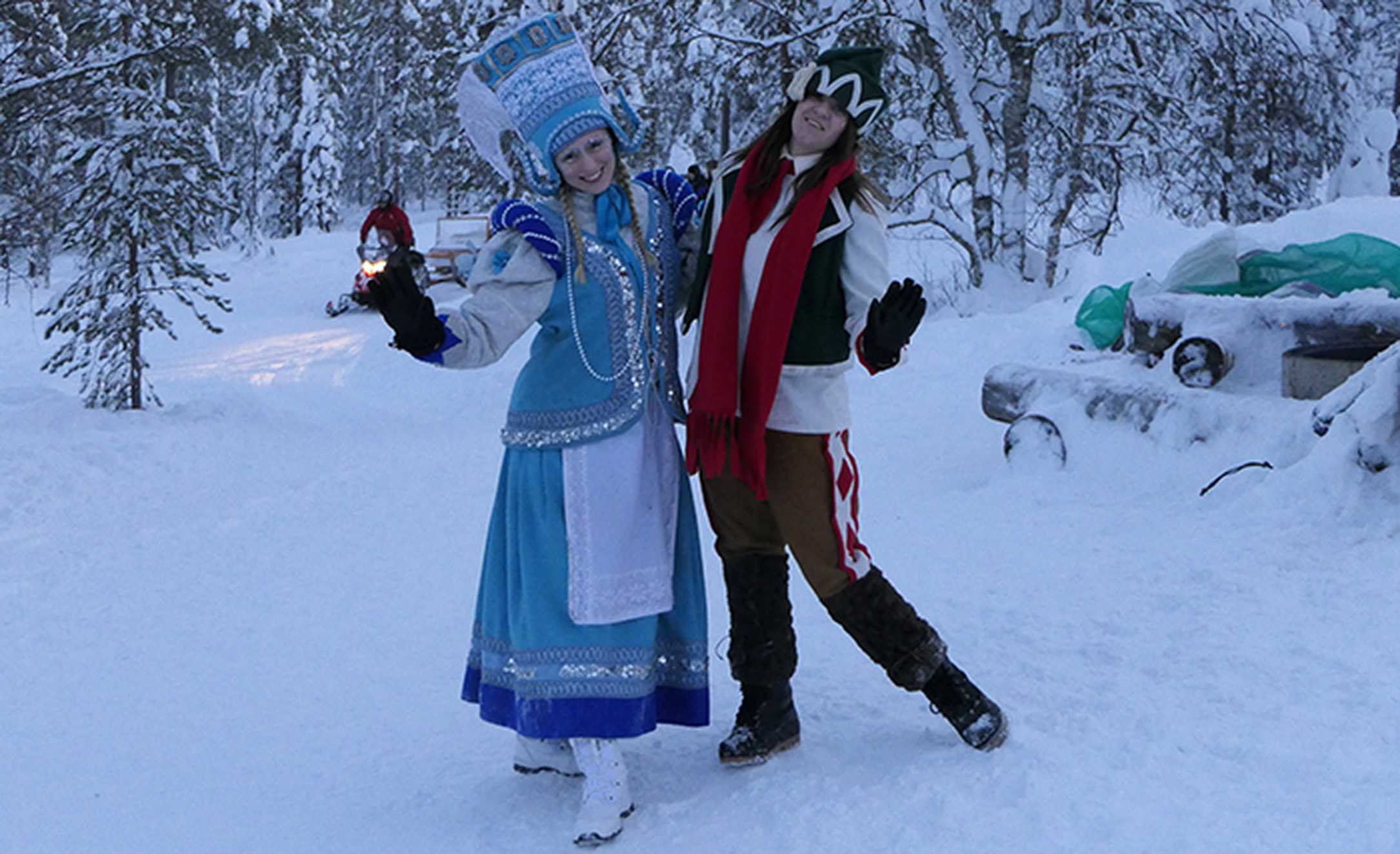 Snowy Bowy and Wendy Wood 3.jpg